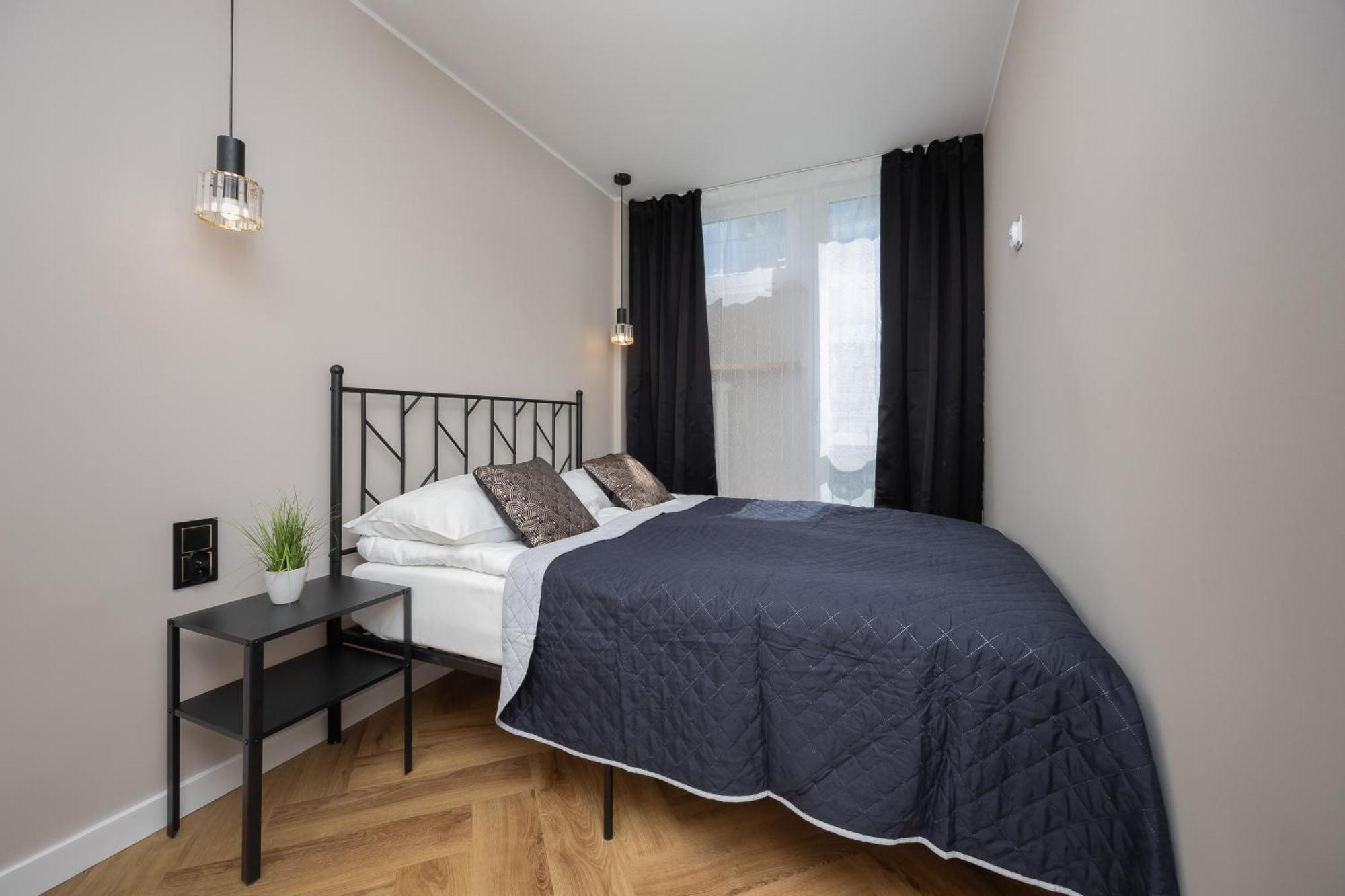 Tasteful Grzybowska Near Centre By Renters *